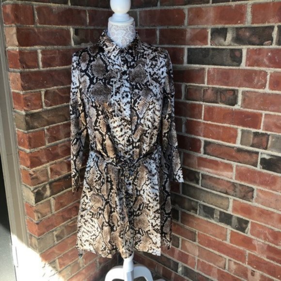 Davi & Dani Animal Python Print Shirt Dress - Picture 5 of 11